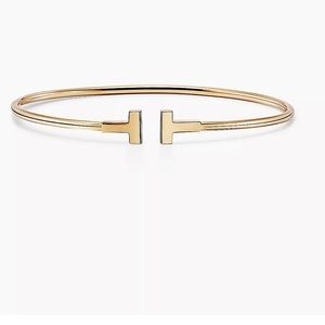 18k gold Tiffany T narrow wire bracelet